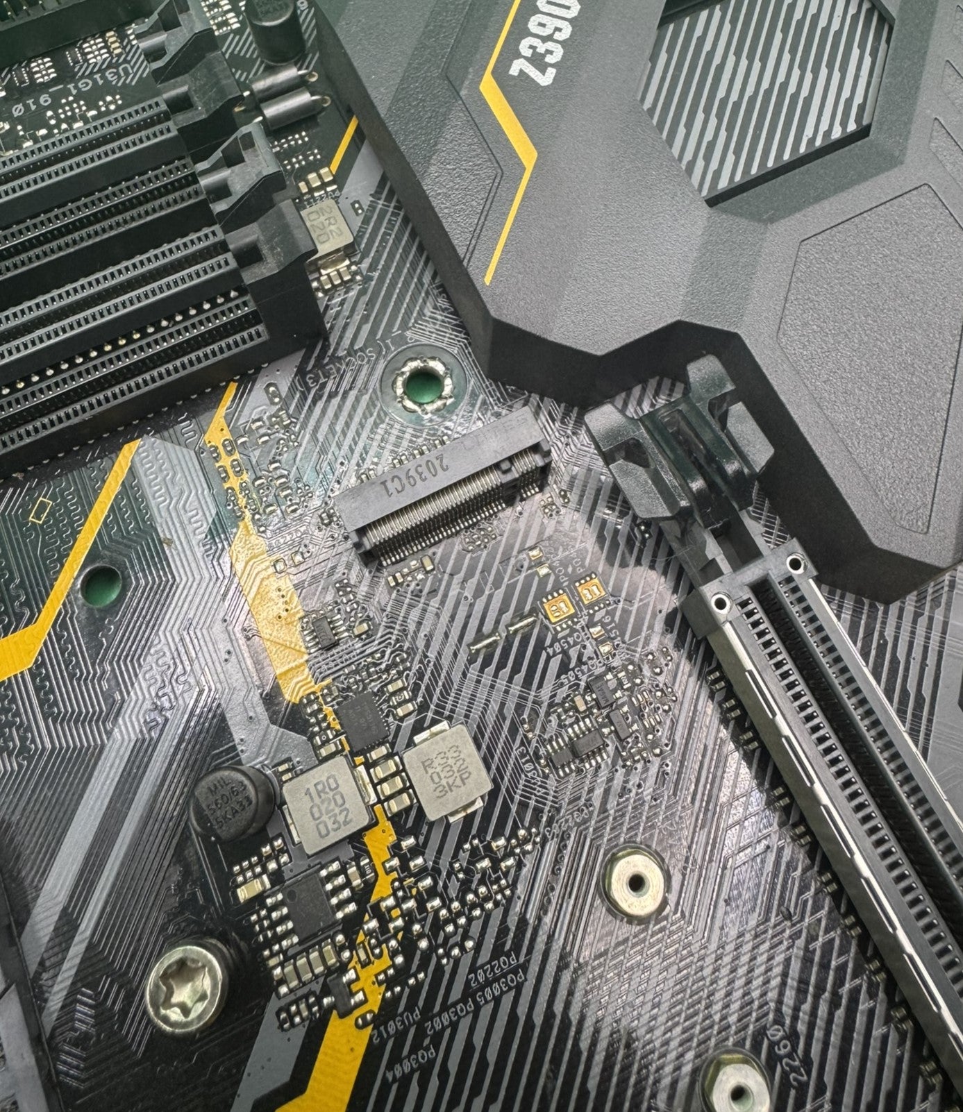 ASUS TUF Z390-PLUS LGA1151