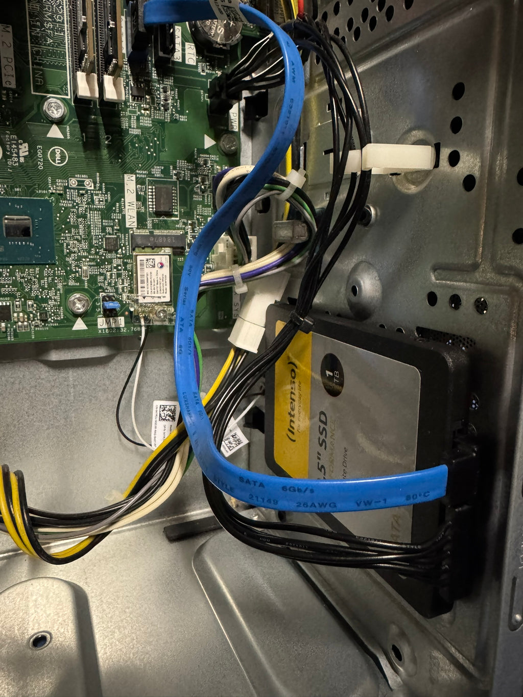 Dell Vostro 3670 PC 16GB DDR4 1TB SSD