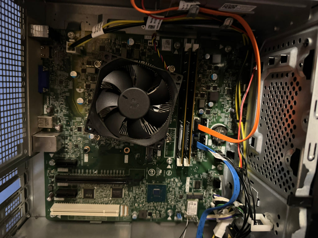 Dell Vostro 3670 PC 16GB DDR4 1TB SSD