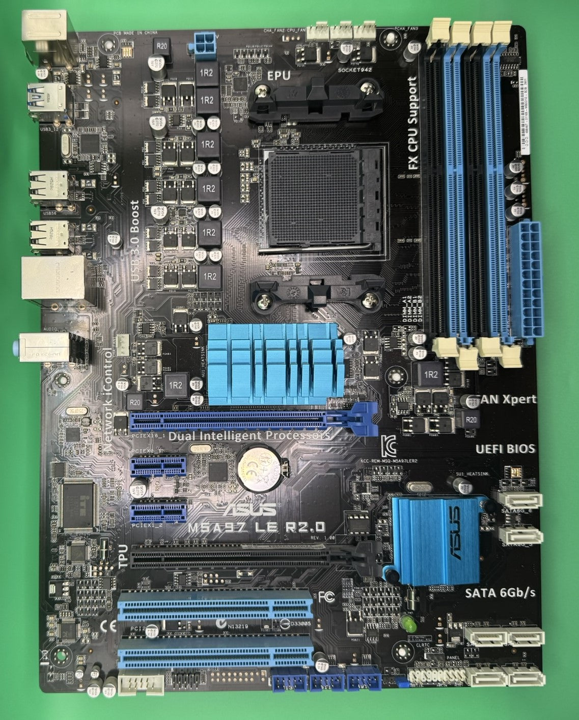 ASUS M5A97 LE R2.0 AM3+ Motherboard