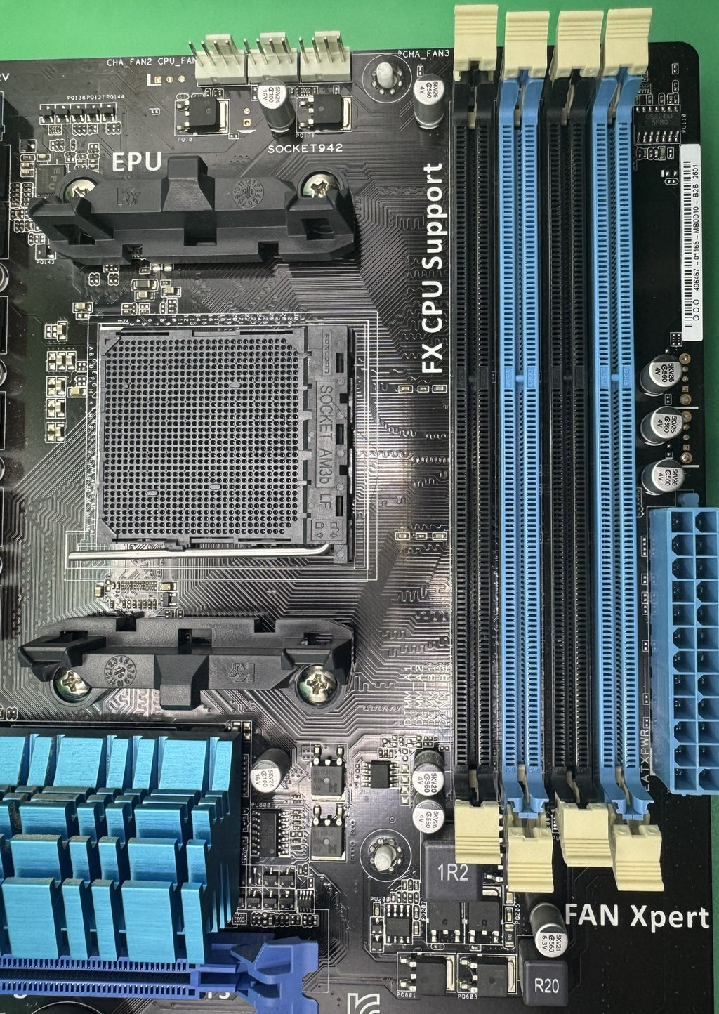 ASUS M5A97 LE R2.0 AM3+ Motherboard