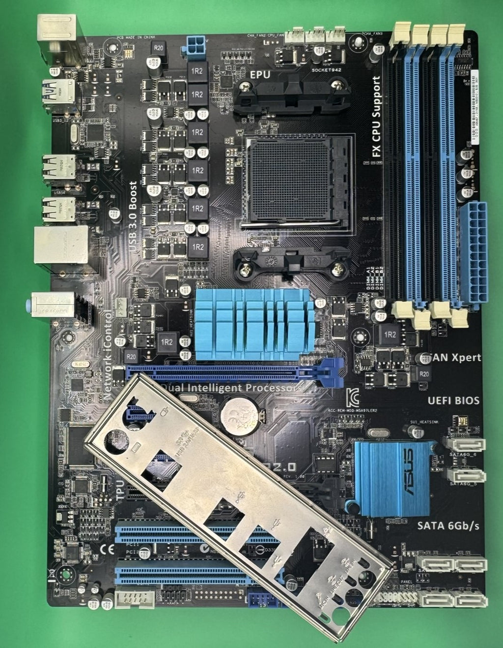 ASUS M5A97 LE R2.0 AM3+ Motherboard